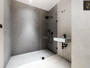 Prodej bytu 2+kk, Strážné, 60 m2