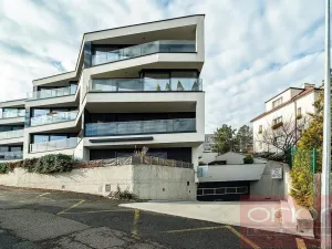 Pronájem bytu 3+kk, Praha - Smíchov, Pod Děvínem, 96 m2