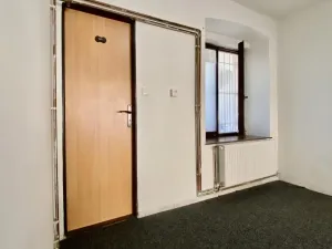 Pronájem atypického bytu, Česká Lípa, Žižkova, 50 m2