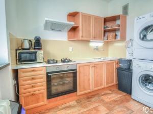 Pronájem bytu 2+1, Olomouc, Kaštanová, 64 m2