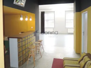 Pronájem kanceláře, Praha, Chorvatská, 170 m2