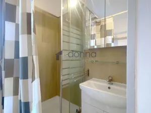 Pronájem bytu 1+1, Praha, Záběhlická, 25 m2