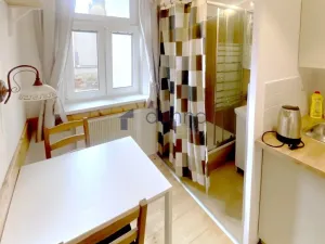 Pronájem bytu 1+1, Praha, Záběhlická, 25 m2