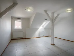 Pronájem bytu 2+kk, Praha - Holešovice, Komunardů, 55 m2