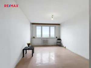 Prodej bytu 1+kk, Praha - Háje, Hlavatého, 27 m2