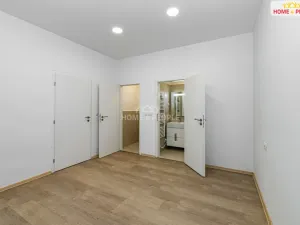 Prodej bytu 2+kk, Praha - Libeň, Novovysočanská, 37 m2