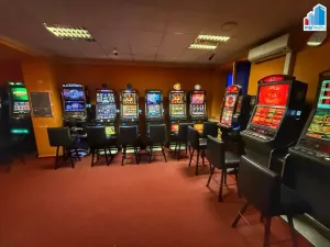 Pronájem obchodního prostoru, Plzeň, Slovanská, 110 m2