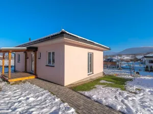 Prodej rodinného domu, Mořkov, U kaple, 88 m2