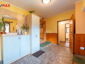 Prodej rodinného domu, Újezd, 217 m2