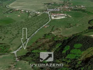 Prodej pole, Troskovice, 1058 m2