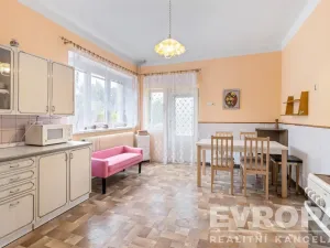 Prodej rodinného domu, Telč - Telč-Štěpnice, Slavatovská, 240 m2