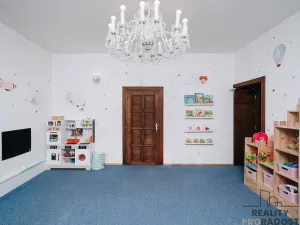 Pronájem obchodního prostoru, Praha - Smíchov, U Okrouhlíku, 120 m2