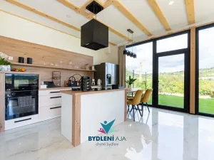 Prodej rodinného domu, Bystřany, 284 m2