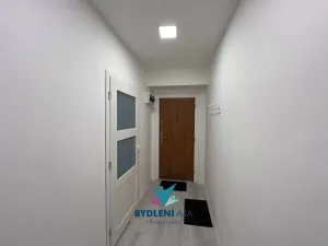 Prodej bytu 1+1, Teplice, 14. října, 41 m2