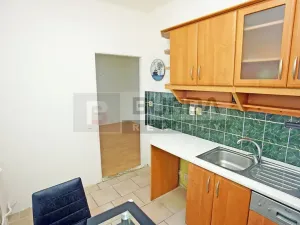 Prodej bytu 2+1, Neratovice, 66 m2