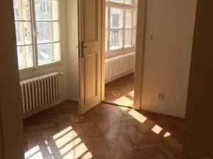 Pronájem kanceláře, Praha - Staré Město, Melantrichova, 35 m2