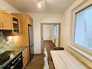 Pronájem bytu 3+1, Třebíč - Nové Dvory, Jar. Haška, 72 m2