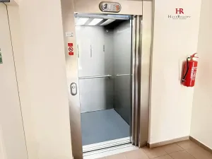 Pronájem bytu 2+1, Týnec nad Sázavou, Na Kněžině, 65 m2