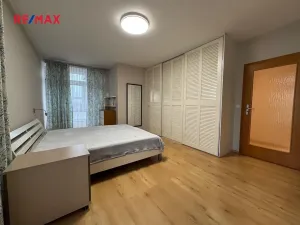 Pronájem bytu 3+kk, Praha - Strašnice, Vinohradská, 96 m2