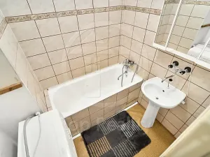 Prodej bytu 2+1, Ostrov, Krušnohorská, 68 m2