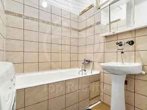 Prodej bytu 2+1, Ostrov, Krušnohorská, 68 m2