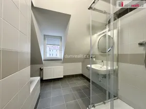 Prodej bytu 2+1, Karlovy Vary, Kolmá, 119 m2