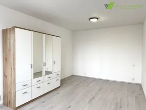 Pronájem bytu 2+kk, Znojmo, MUDr. Jana Janského, 40 m2