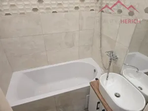 Prodej bytu 3+1, Chomutov, Purkyňova, 65 m2