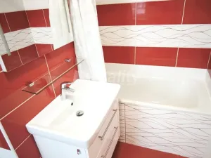 Pronájem bytu 2+1, Náměšť nad Oslavou, 55 m2