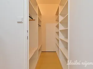 Pronájem bytu 1+1, Brno, Chalabalova, 42 m2