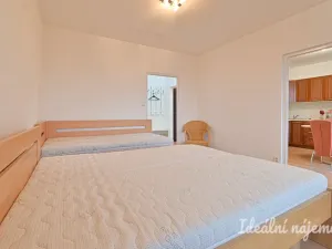 Pronájem bytu 1+1, Brno - Kohoutovice, Chalabalova, 42 m2