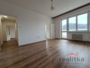 Pronájem bytu 2+1, Krnov - Pod Cvilínem, SPC H, 50 m2