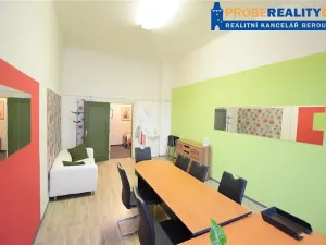 Pronájem kanceláře, Beroun, Husovo nám., 27 m2