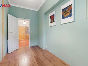 Prodej bytu 4+1, Karlovy Vary, Ondříčkova, 87 m2