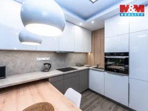 Pronájem bytu 2+kk, Praha - Stodůlky, Svitákova, 54 m2