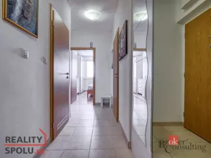 Prodej bytu 2+kk, Praha - Nusle, Kloboučnická, 54 m2
