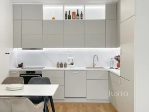 Pronájem bytu 2+kk, Praha, Armády, 53 m2