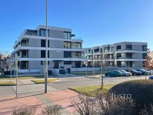 Pronájem bytu 2+kk, Praha, Armády, 53 m2