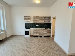 Pronájem bytu 2+kk, Kladno, T. G. Masaryka, 66 m2