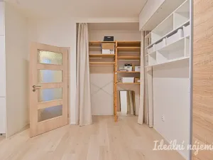 Pronájem bytu 2+kk, Brno - Zábrdovice, Přadlácká, 49 m2