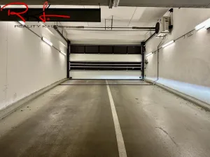 Pronájem garáže, Praha, U průhonu, 14 m2