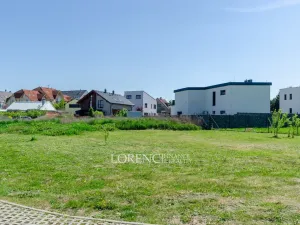 Prodej pozemku, Praha - Kbely, Ponikelská, 707 m2