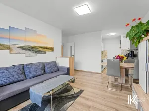 Prodej bytu 3+kk, Praha - Bohnice, Cafourkova, 54 m2