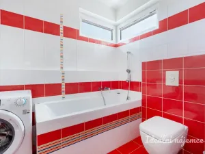 Pronájem bytu 2+1, Praha, Hornoměcholupská, 53 m2