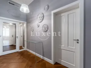 Prodej bytu 3+kk, Karlovy Vary, Vřídelní, 91 m2