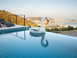 Prodej rodinného domu, Trogir, Chorvatsko, 320 m2