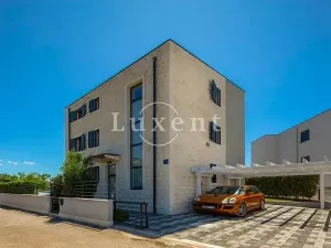 Prodej rodinného domu, Rogoznica, Chorvatsko, 320 m2