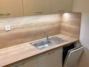 Pronájem bytu 1+kk, Pardubice, Jindřišská, 40 m2