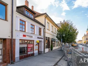 Prodej rodinného domu, Uherský Brod, Masarykovo nám., 275 m2