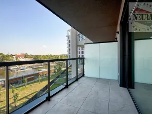 Pronájem bytu 2+kk, Praha - Holešovice, Jankovcova, 65 m2